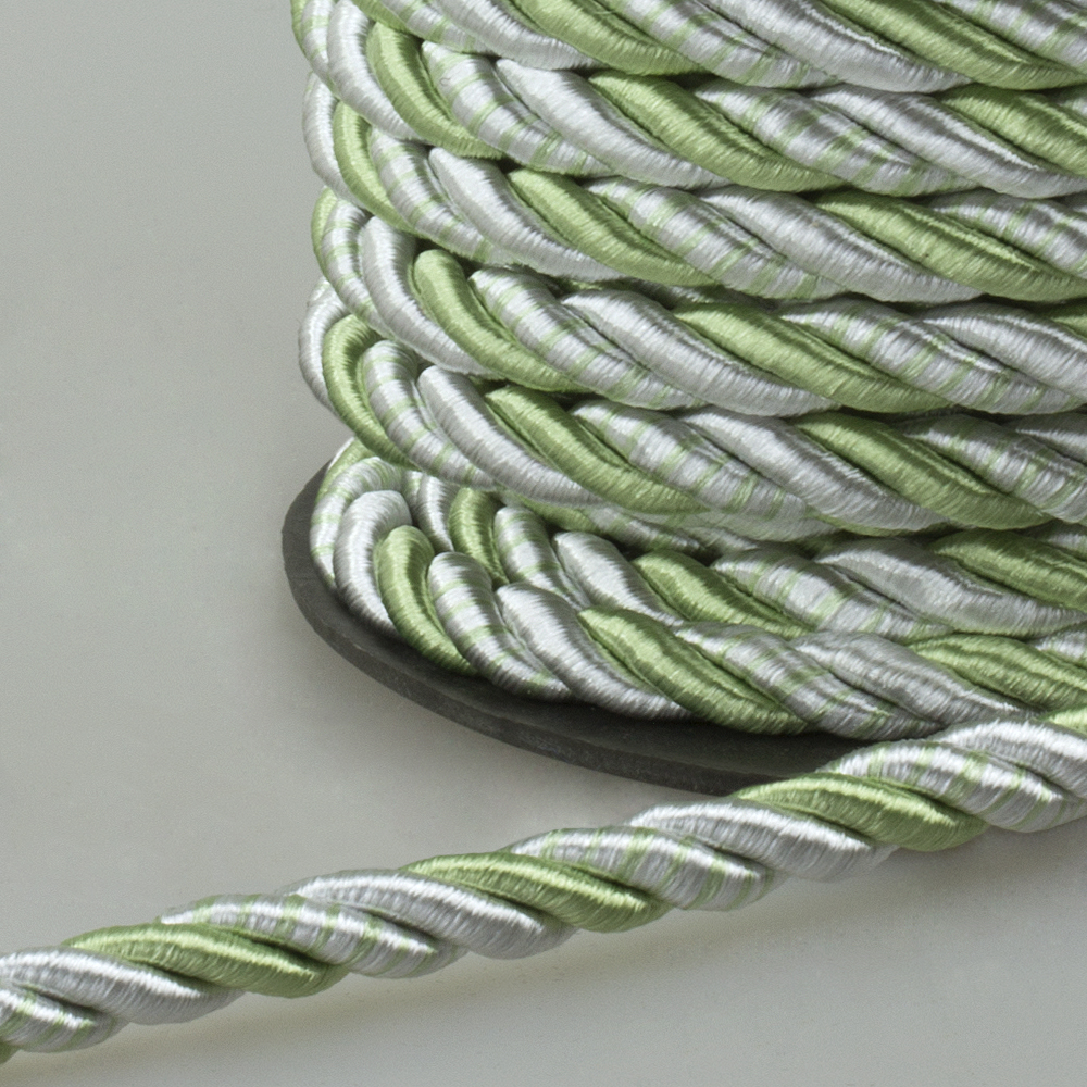 Шнур витой SH15-6 белый/светло-зеленый (50 м)